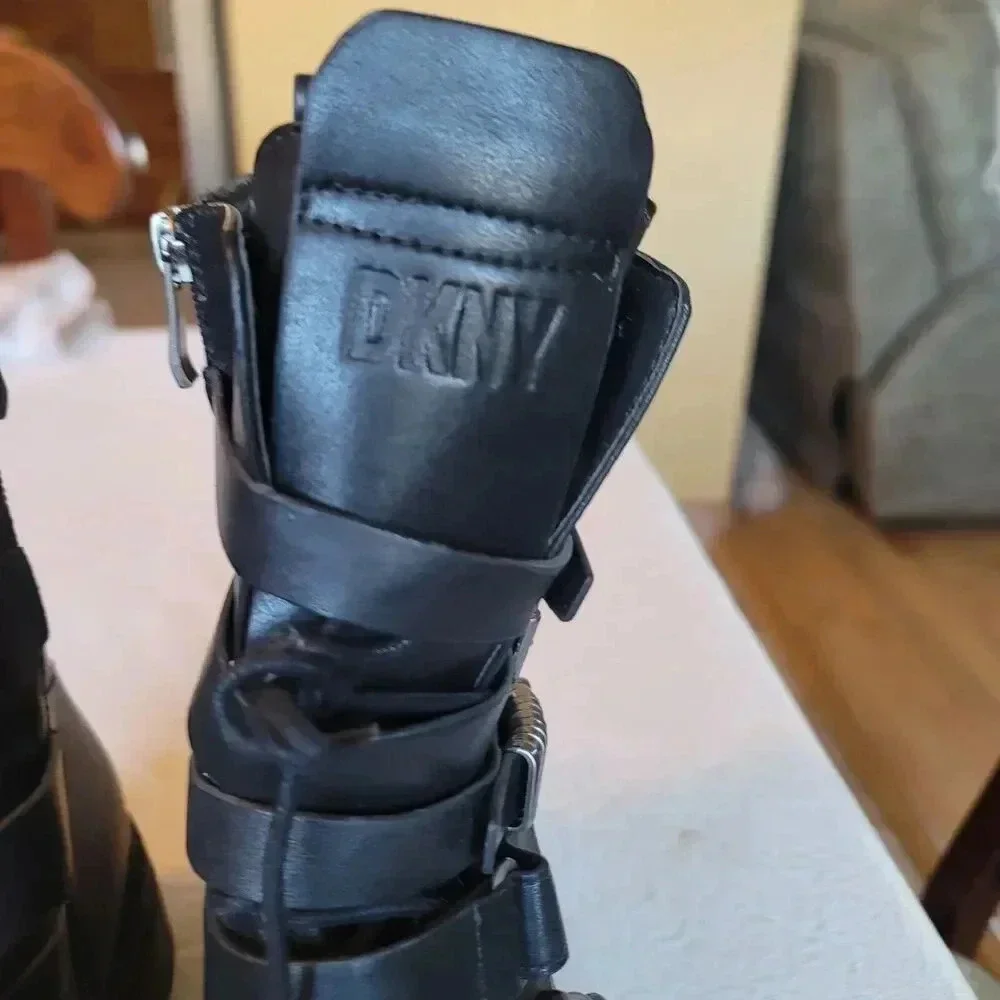 DKNY Ita Leather Strappy Buckle Ankle Boots Shoes Women's Size 8 - Picture 5 of 13